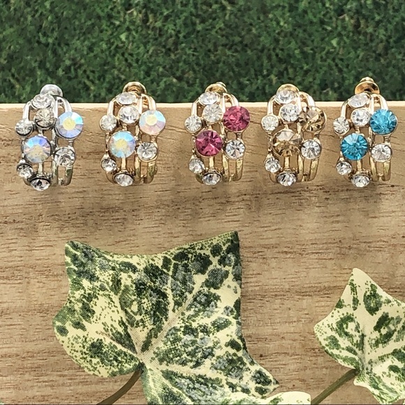 🍀 Rhinestone Color Half Hoop Earrings - Picture 1 of 5